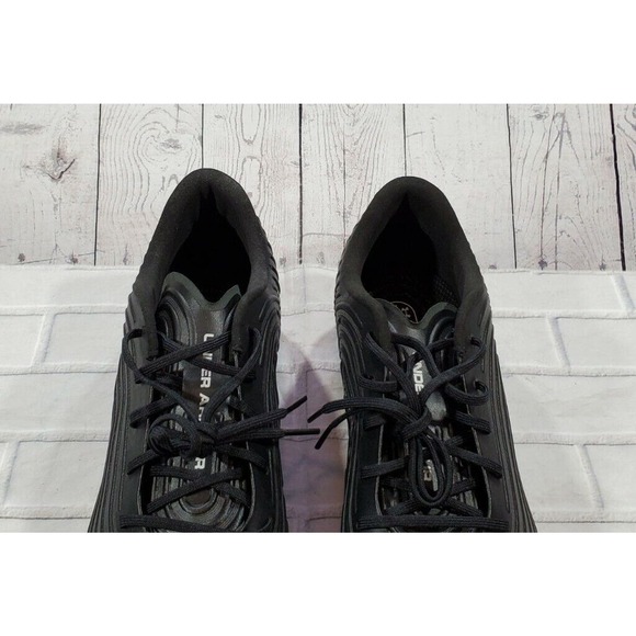 Under Armour Magnetico Soccer Cleats Black 3022145-003 MENS SIZE 13 - Picture 4 of 8